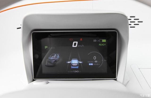 这是1辆回头率超过法拉利的“玩具车” 来自广西独家——宝骏E100