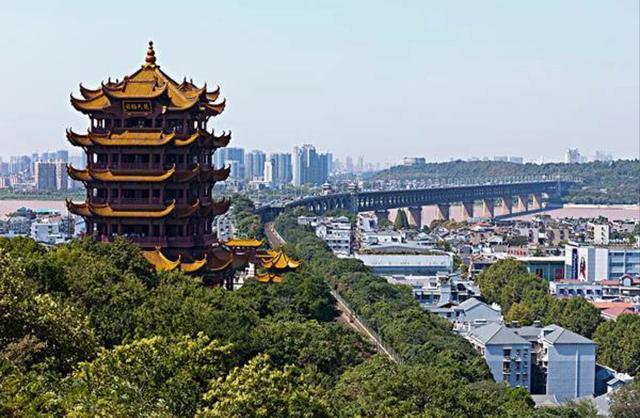 为什么武汉gdp领先成都，但反而觉得成都更像一线城市？