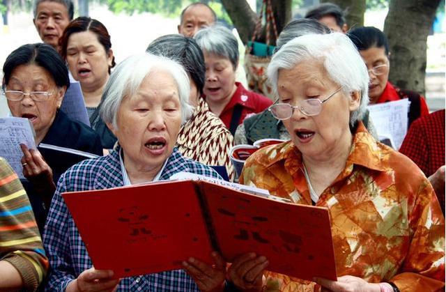 延退方案,延迟退休从女性开始?取消延迟退休有