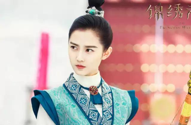 新《倚天屠龙记》张无忌遭吐槽,陈钰琪演赵敏能挑战贾静雯黎姿?