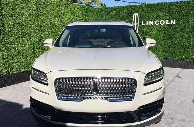 2.7T+8AT配四驱, 豪车不到50万, 谁说只有BBA才实惠!