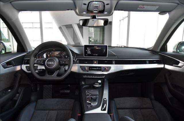 2018款全新奥迪A4L,外观沉稳大气,内饰豪华