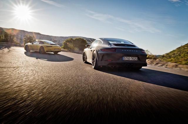 翻译自MotorTrend丨保时捷911 Carrera T海外版试驾报告