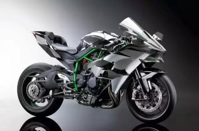 川崎H2R将迎来劲敌?铃木隼2018年搭载涡轮