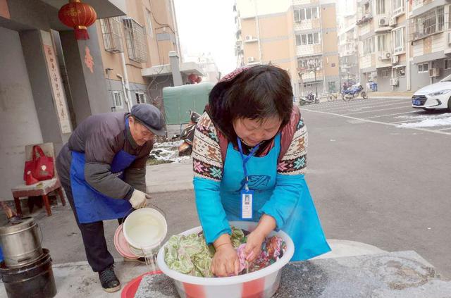 苏州工业园区胜浦街道人力所为老年人送温暖 