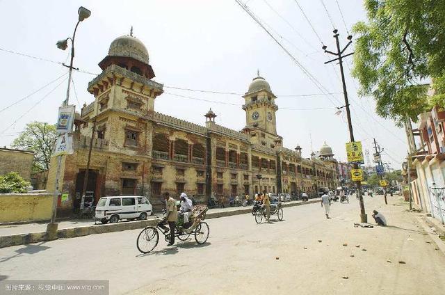 外国网友热议:中国的航母水平为何远远落后于