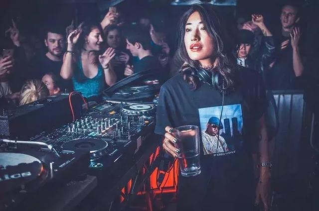 来自德国的韩裔潮流女神peggy gou!