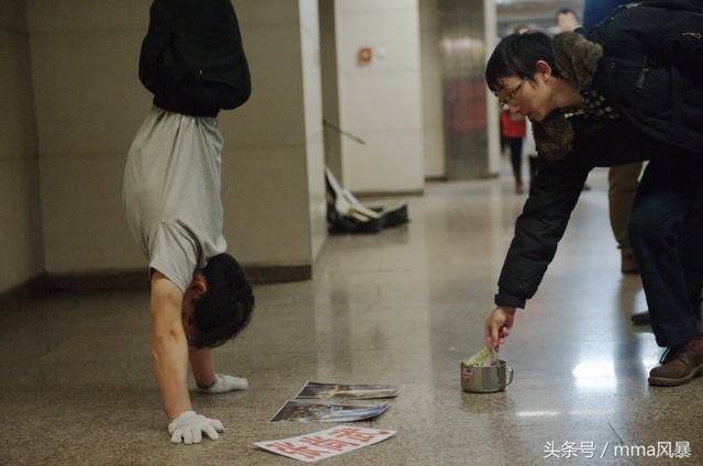 他曾是世界冠军！后来210元贱卖金牌