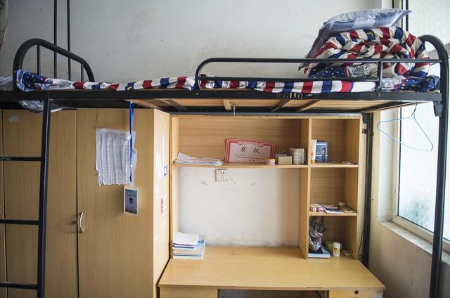 汉口学院寝室环境图片