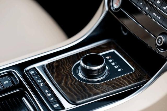 豪车售26万, 宝马3系怎么办?