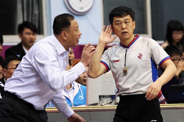 CBA裁判收入多少?你猜!