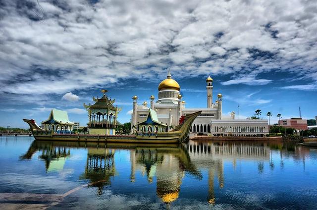 纳尼，文莱没有娱乐圈?吴尊的朋友不知道他工作是做什么