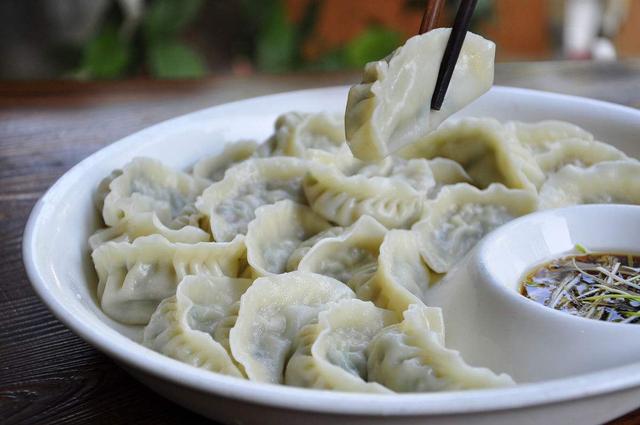 北方吃水饺,南方吃汤圆,听起来挺标配,可是你知道吗?