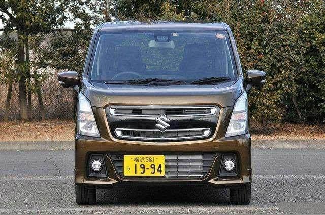 首批2018款铃木北斗星现身停车场! 标配安全气