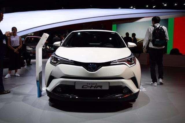 合资SUV最大的黑马,配四驱油耗3.7L,谁还买哈