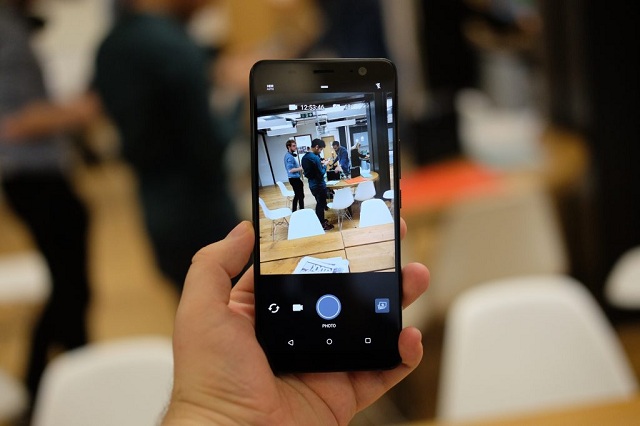 索尼XZ1和HTC U11坚守品质,活得好吗