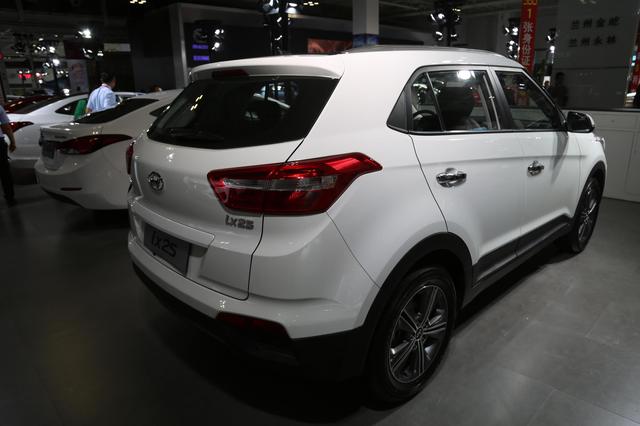 北京现代ix25,15万级别小型suv,车展实拍!