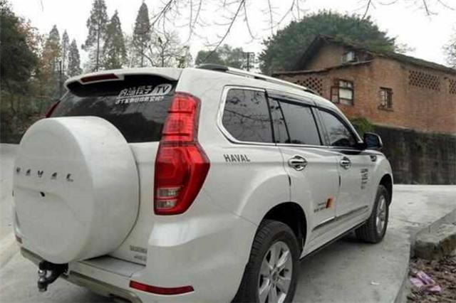 浙江一小伙花25万买哈弗,车尾贴4个字,有车主