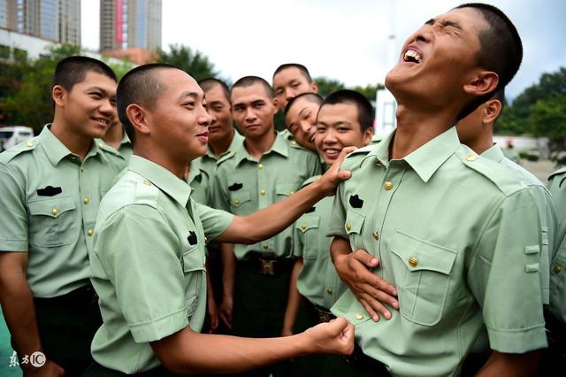 他当兵复员在家,结婚前被人骗了彩礼,第二天来