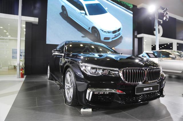 百万豪车:宝马BMW 7系、奥迪 A8 L、奔驰G级