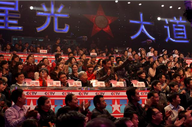 李玉刚为何不是冠军？最具争议的2006届星光大道冠军是谁？