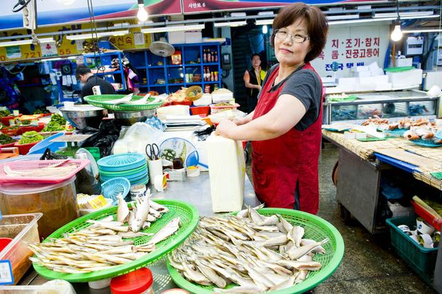 直击韩国海鲜市场,没对比就没伤害!中国市场真的是差远了!