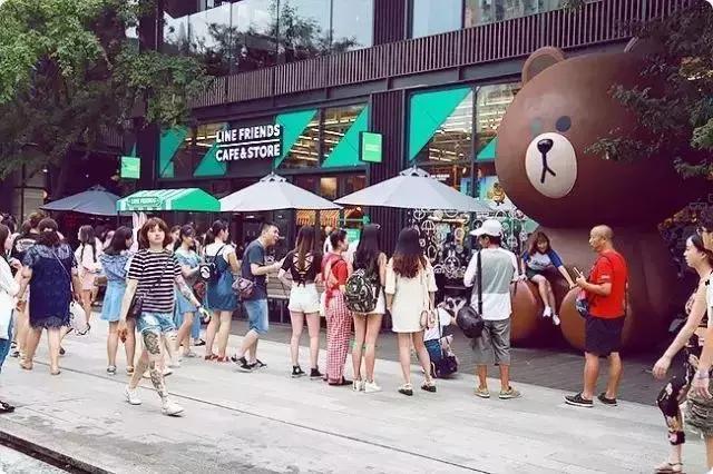 逛遍成都网红地标景点: 春熙路在没落, 低调的城南在