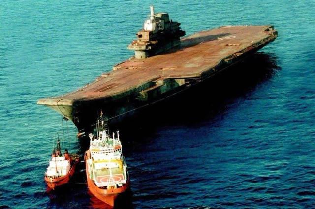 瓦良格号回国被土耳其敲诈10亿过路费!这个钱