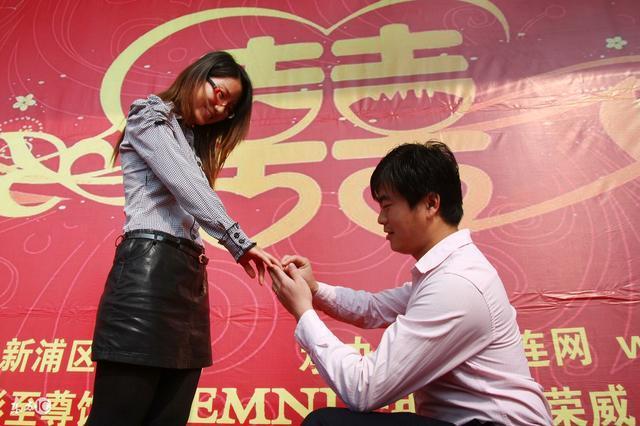 2018婚姻法新规定: 天价彩礼让多少人结不起