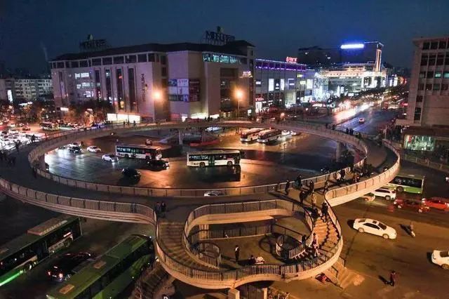 今天!五路口天桥正式拆除!西安第一座环形天桥说再见!