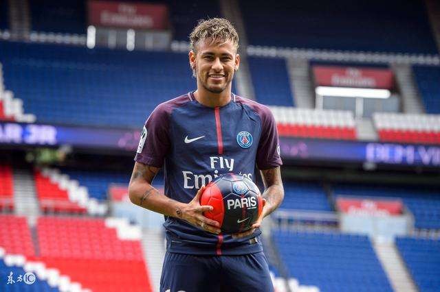 国际足联为什么不愿得罪卡塔尔?球迷:有钱真的