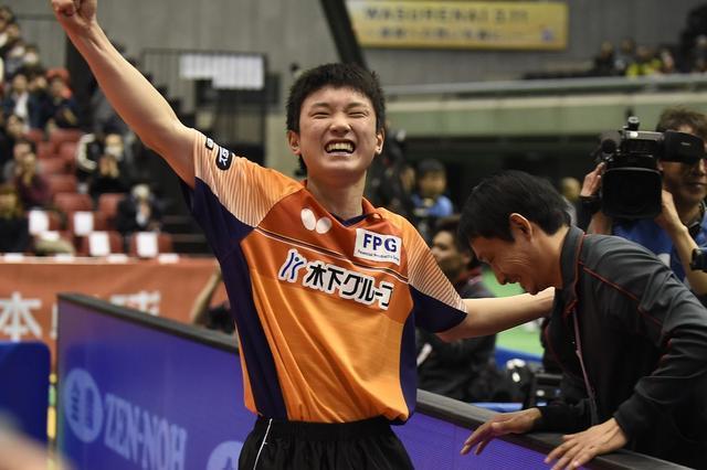 14岁华裔日本乒乓小将再夺两项冠军!父子联手称霸岛国