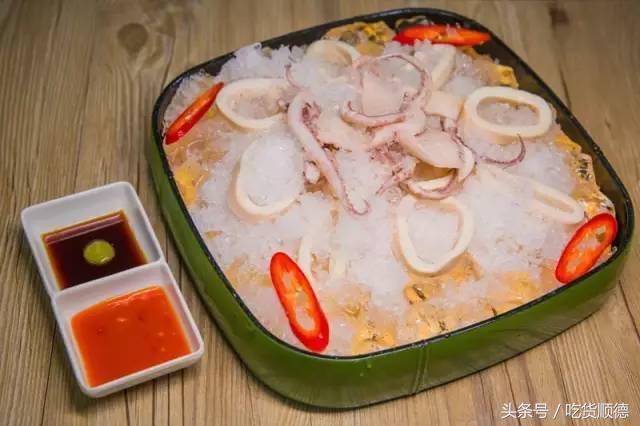 大良这家店,居然用会冒烟的木桶上鱼生!