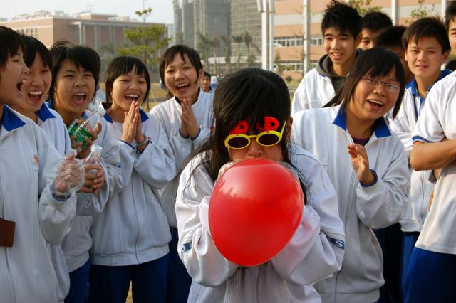 幼师团队游戏大全(幼师抱成团的精神拓展)!