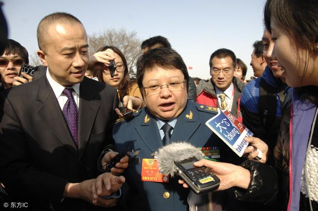 汤晶锦《天亮了》唱红整个亚洲,韩红的评价让整个娱乐圈顿时哗嘫