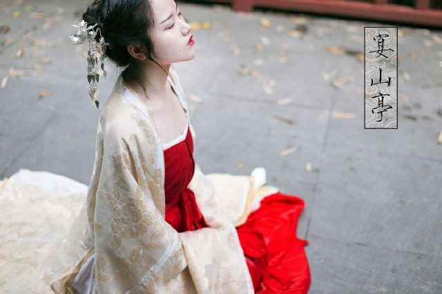 重生之传奇时代:他有一种感觉,这回恐怕是掉坑