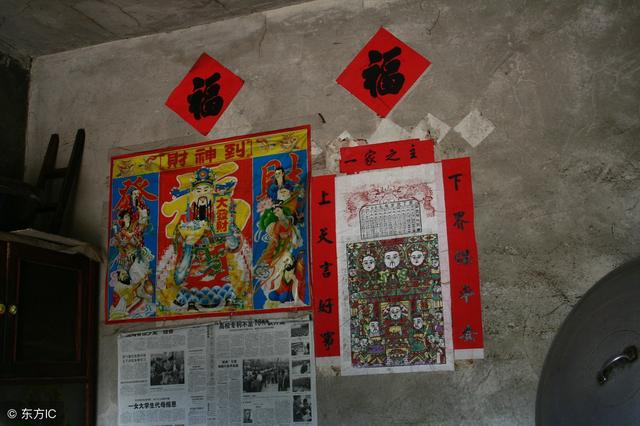 农村老话,灶爷看着锅,必定欠账多,小年祭灶神