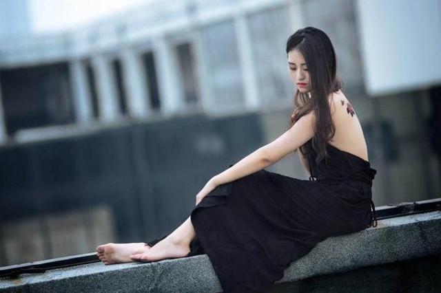 娘家哥哥车祸住院我送去三万,走出医院大门,我