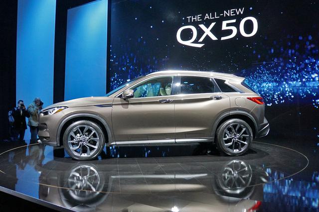 新QX50国产版内饰曝光，将搭载首款可变压缩比发动机