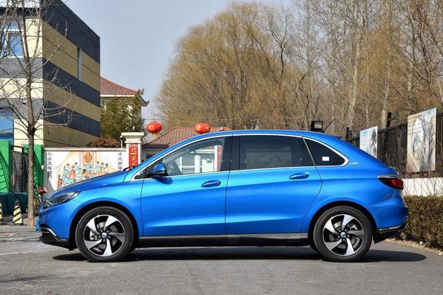 身价30万却被吐槽丑，一公里只需1毛钱，配奔驰技术特斯拉都怕！