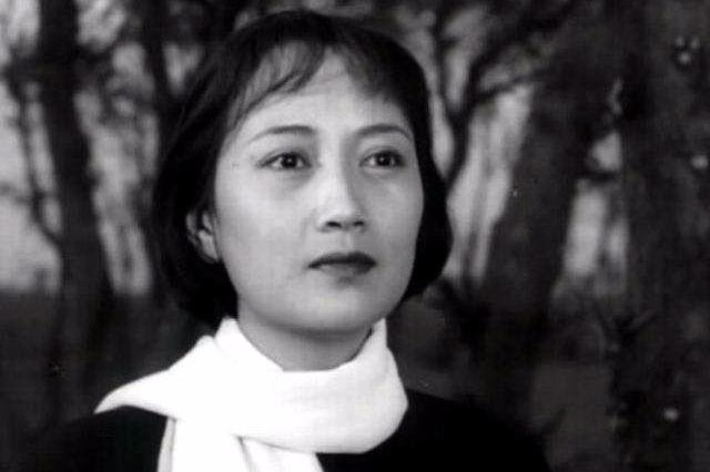 84岁王晓棠近照，儿子去世时的一句话，让她痛到一生不敢要孩子！