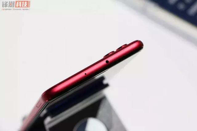 全面屏也有正面指纹识别,荣耀 V10 上手体验