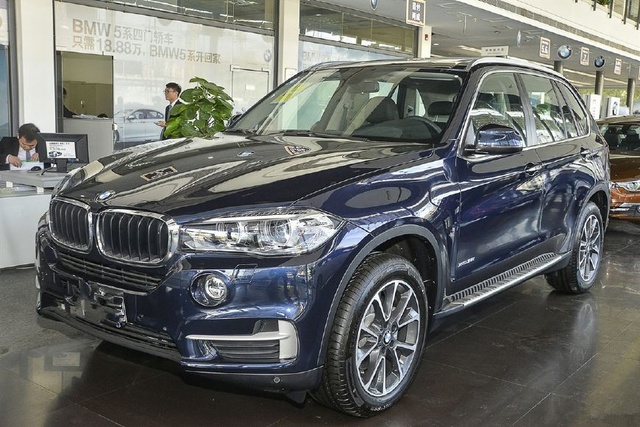 宝马X5全新越野现车 限时低价优惠多多