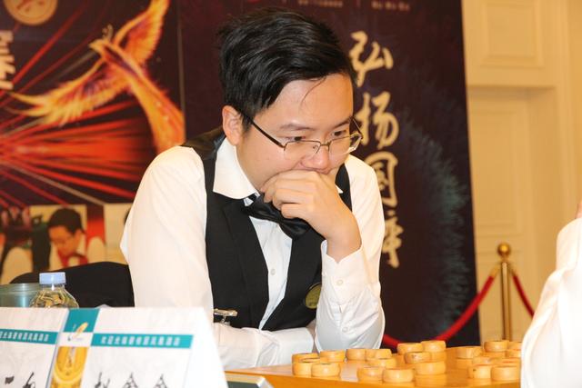 碧桂园杯决赛王天一胜出 网友点赞许银川有血性