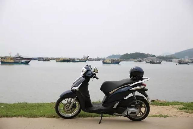 比亚乔全进口踏板Liberty&Medley150ABS简评