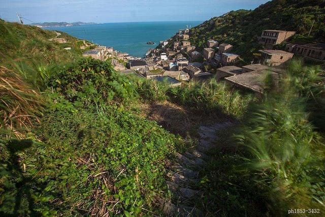 浙江地理位置最好的城市, 仅次于上海, 发展至今还是个三线城市