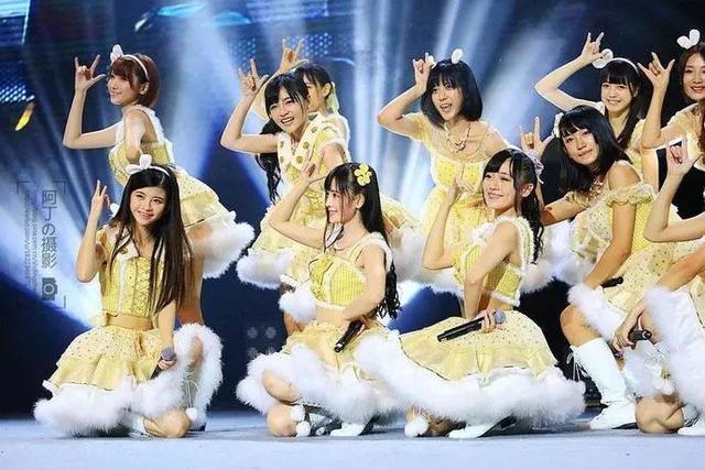 李艺彤祝福鞠婧祎单飞,秒删微博曾diss对方,曾