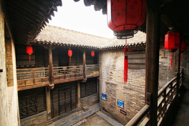 电视剧白鹿原外景地北方罕见方形土楼山西潘家大院游记