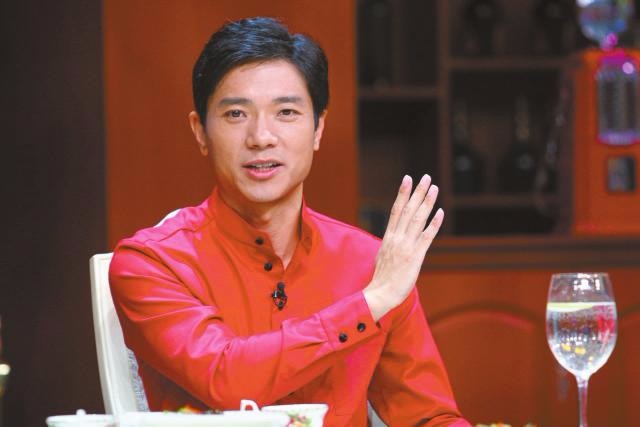 安徽省女首富,身价280亿,却低调的连照片都找