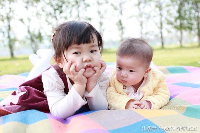 二胎家庭,生二胎的黄金年龄是多大?大宝、二宝